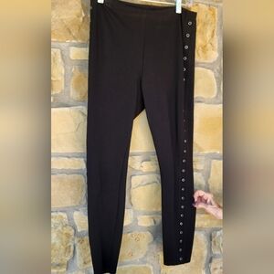 Lysse Black Grommet Detail Leggings